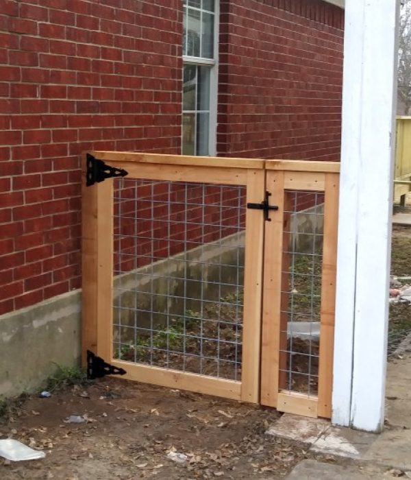 AustinFenceCompany-wood gate 3