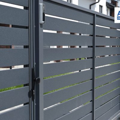 privacy fence